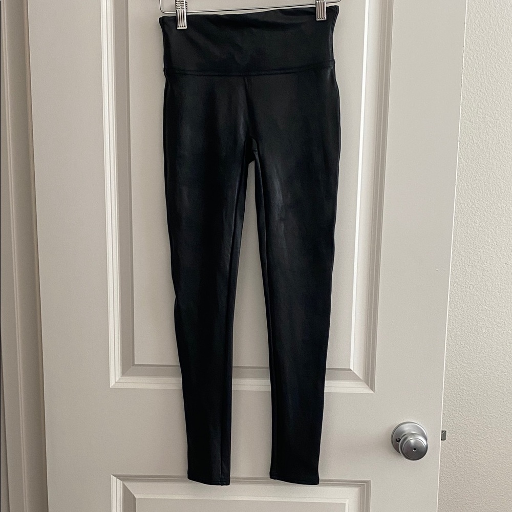 SPANX Black Leggings with Red Tag